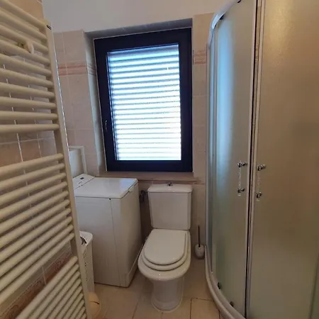 Apartment Relax For Max 5 Persons Close To The